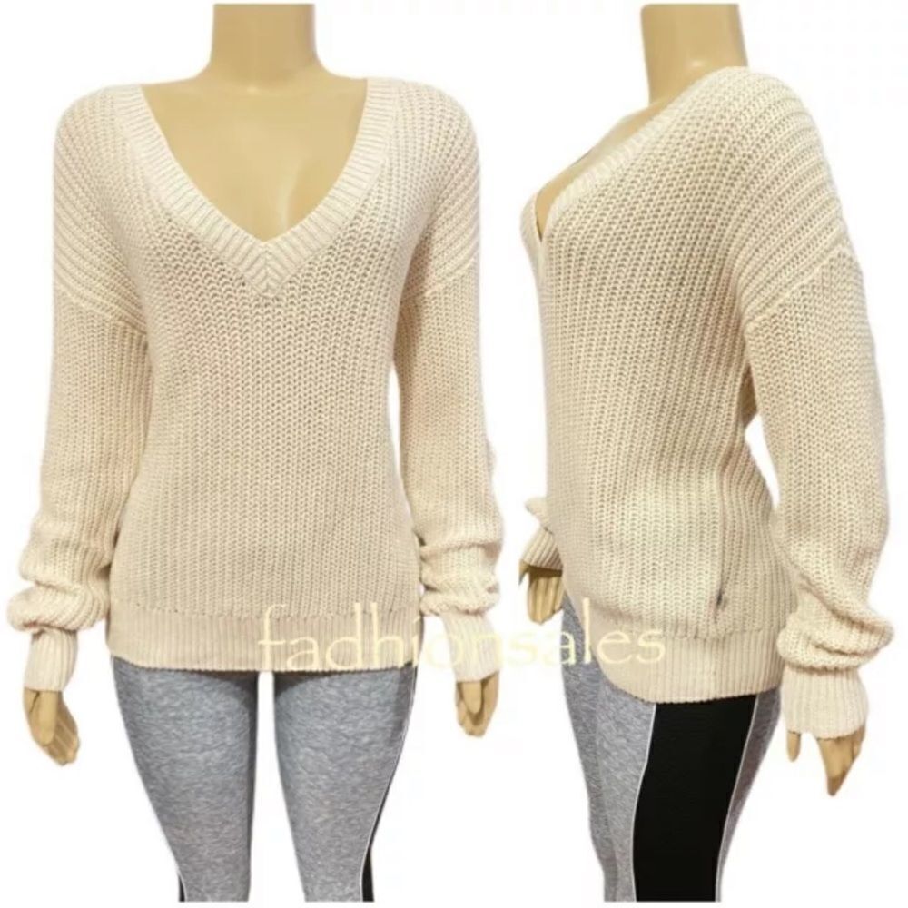 Victoria's Secret PINK Cable Knit V-neck Pullover Sweater Cream